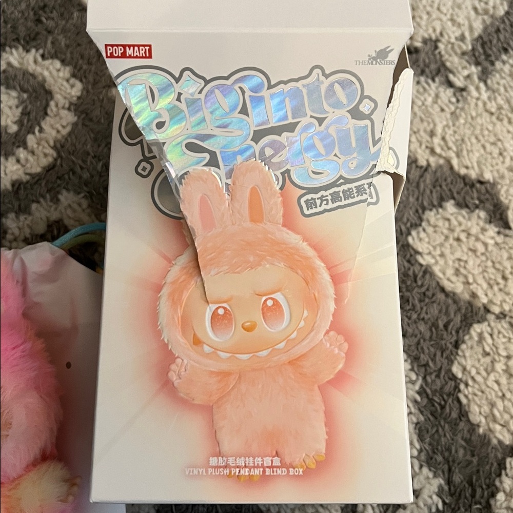 POP MART Big Into Energy Labubu, LOYALTY New, open box! - Picture 4 of 7